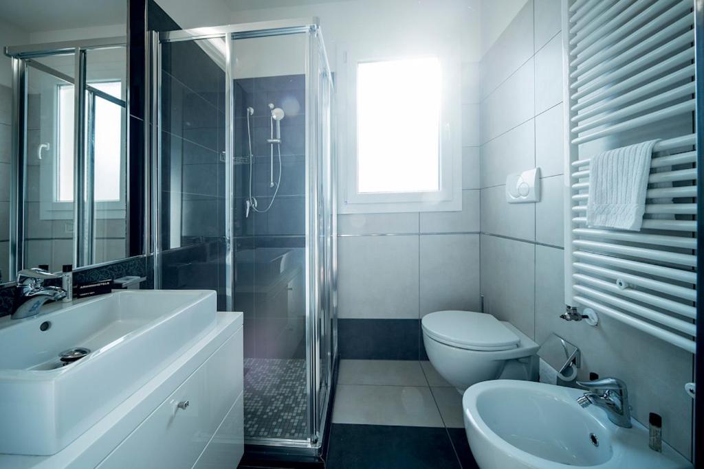 Atmosphere Suite Hotel Ріміні Екстер'єр фото